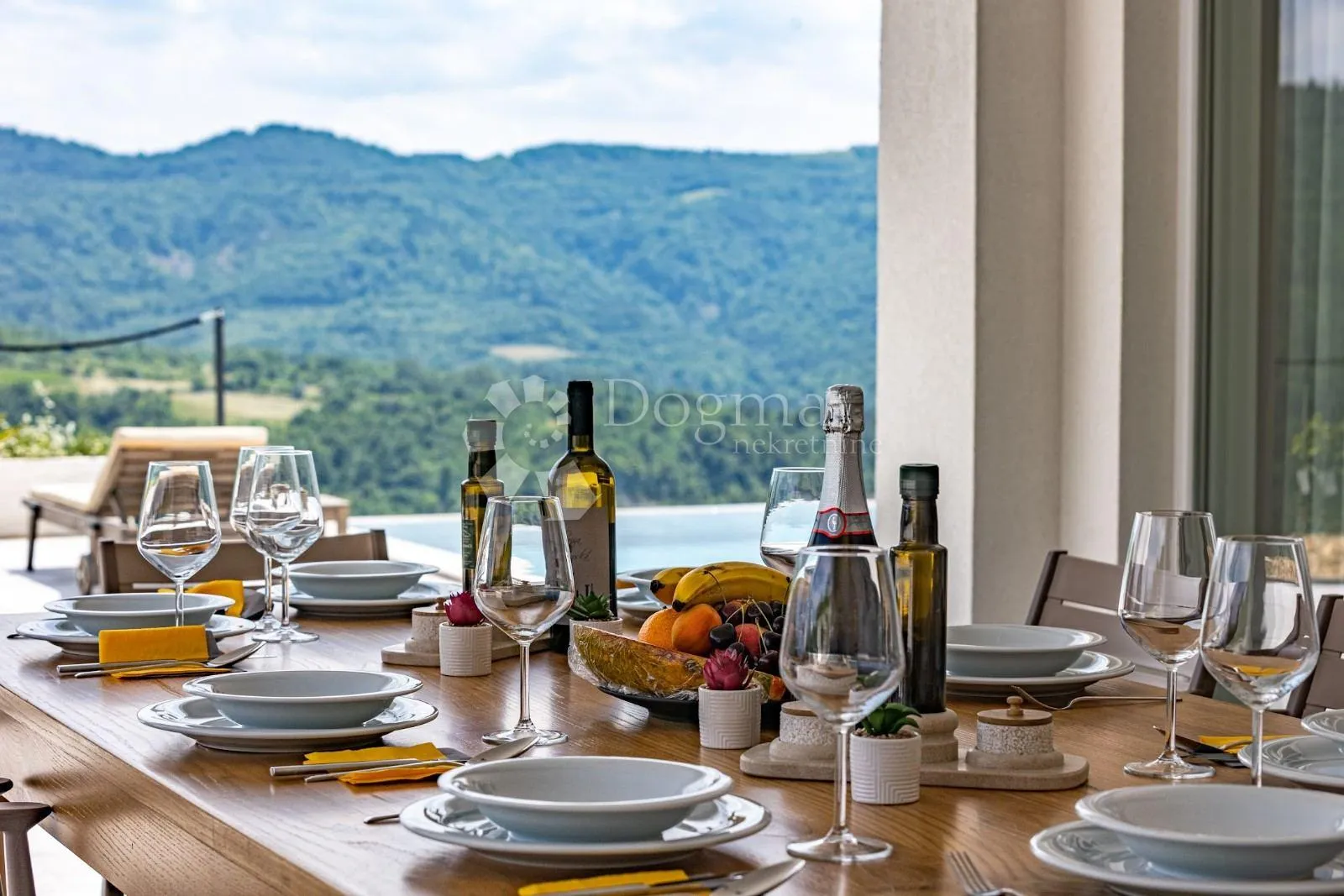 luksuzna villa na osami - slika 24
