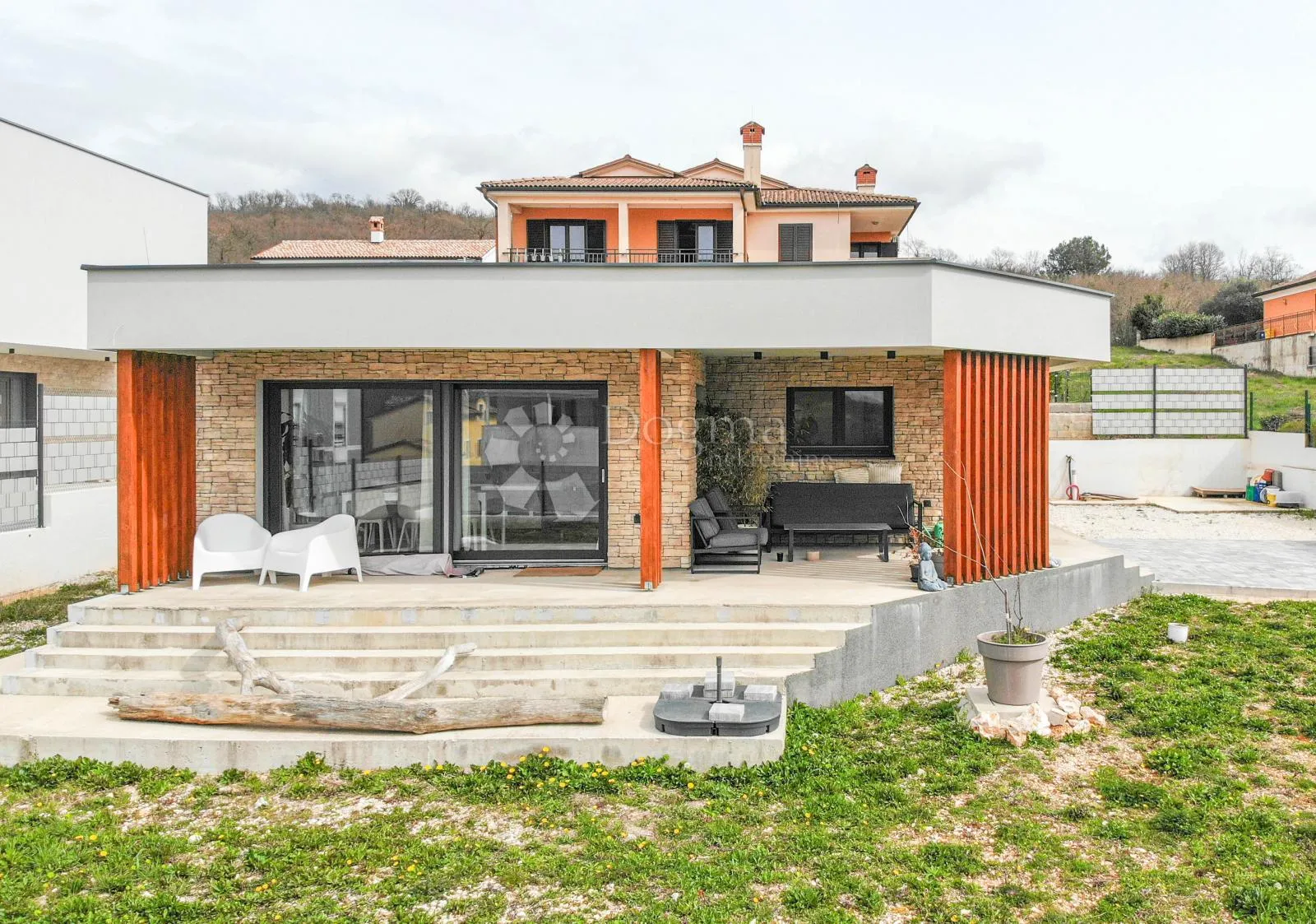 rovinj okolica, moderna luksuzna prizemnica s 3 spavaće sobe - slika 2