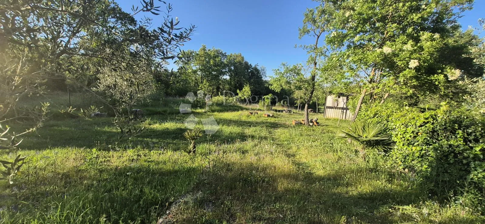 kombinirano građevinsko 950 m2 +poljoprivredno zemljište 1773 m2 - slika 33