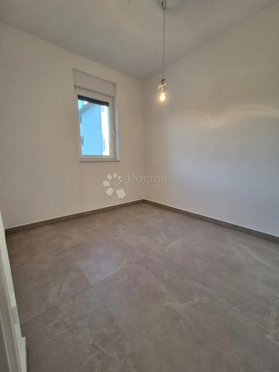 luksuzni app u novogradnji 152m2 s bazenom i okućnicom 180m2 - slika 14