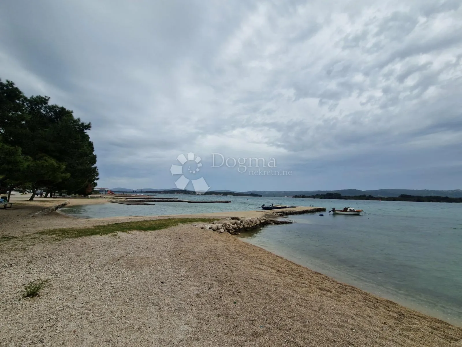 biograd/turanj - građevinsko zemljište 728 m2 - slika 18
