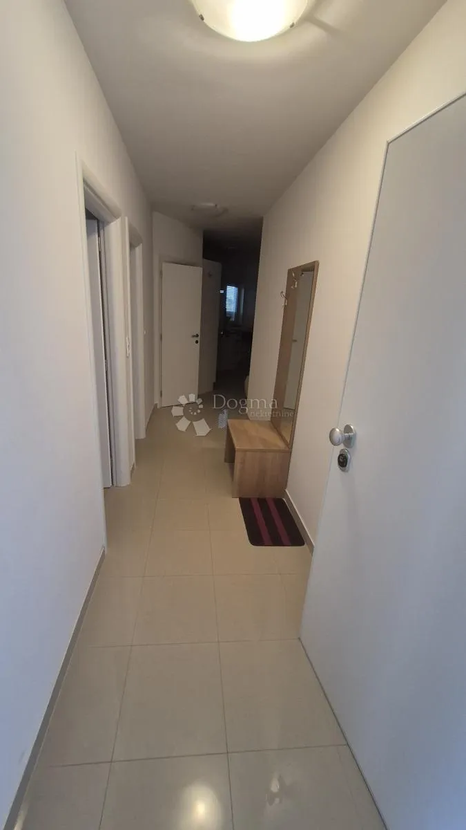 stan 2sb+dn na 2. katu u peroju, površine 76 m2 - slika 17