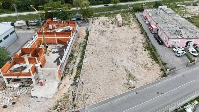 rijetka prilika - građevinsko zemljište za poslovne hale na vrhunskoj lokaciji - slika 3