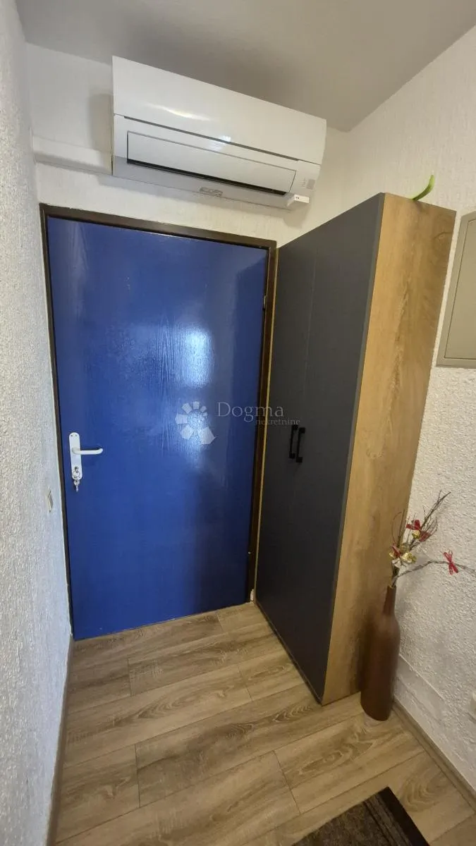 2 stana jedna investicija samo 500 m od mora - slika 31