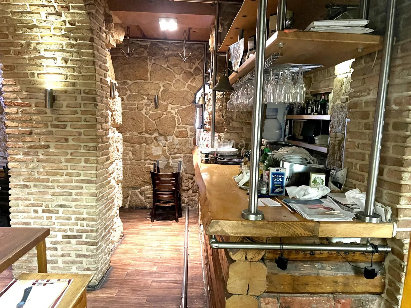 uhodan posao u centru crikvenice - slika 7