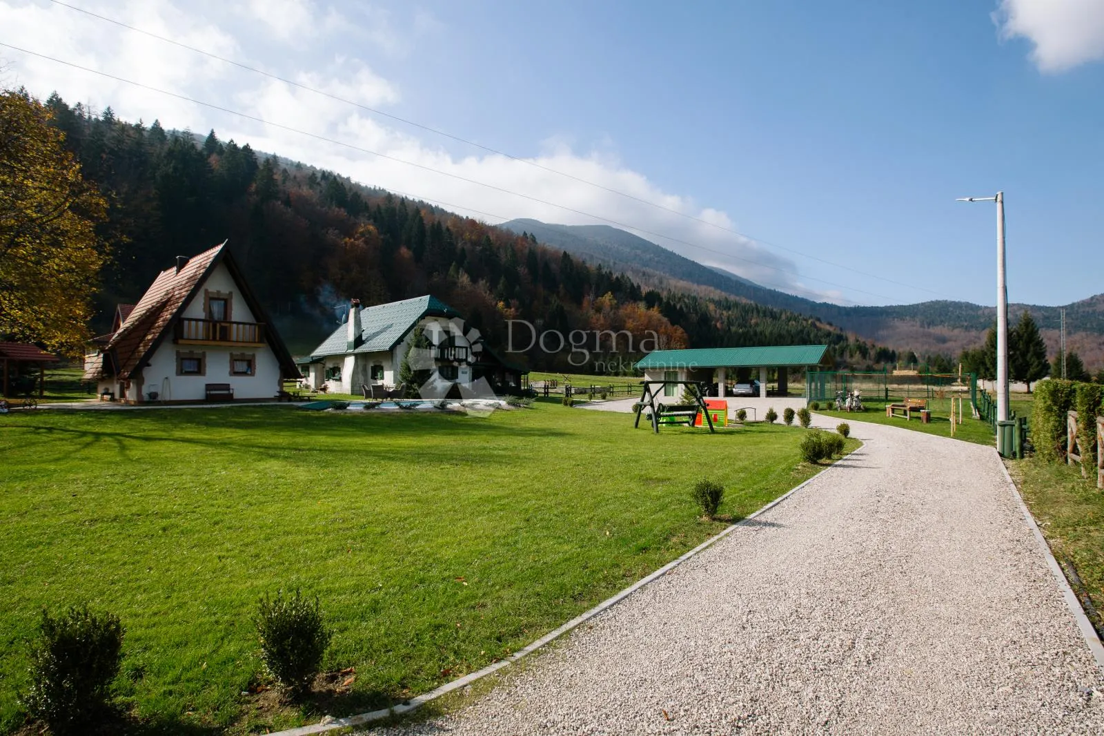 atraktivno turističko imanje na bjelolasici/jasenak - slika 9