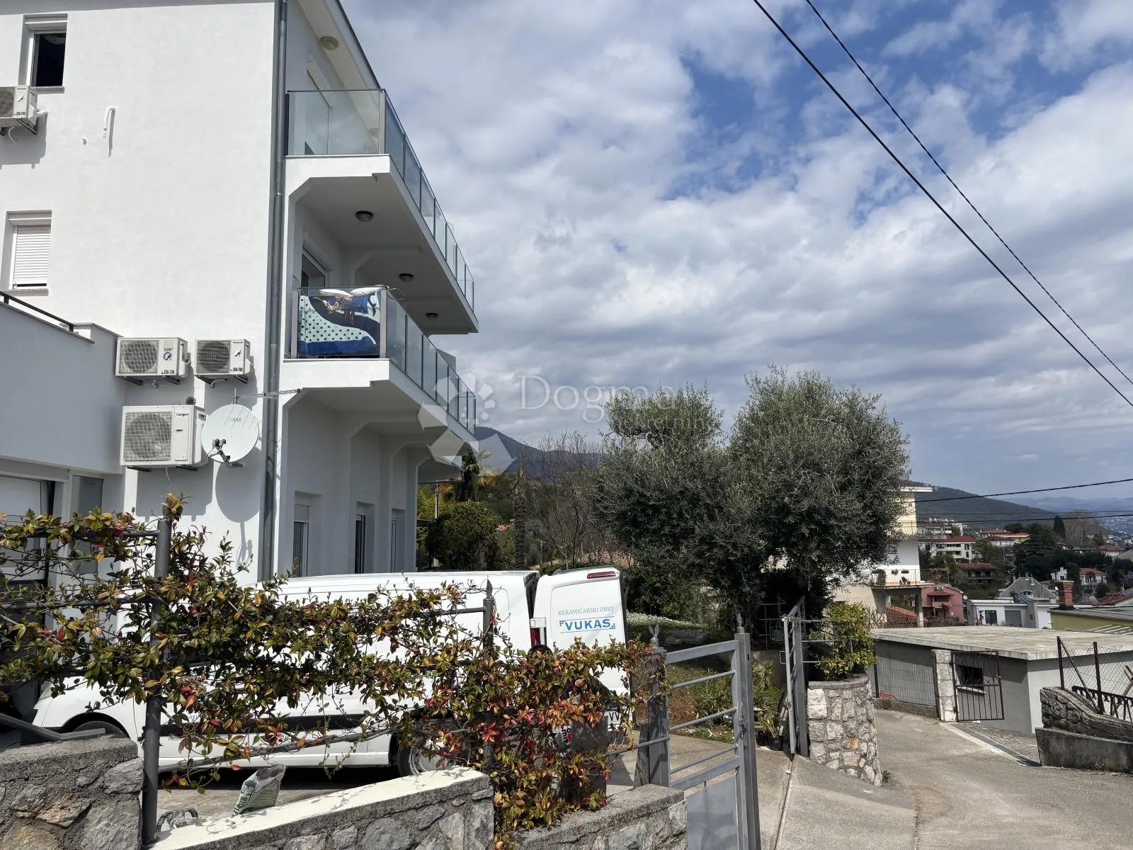lovran, centar, kuća s apartmanima, 690m2 - slika 8