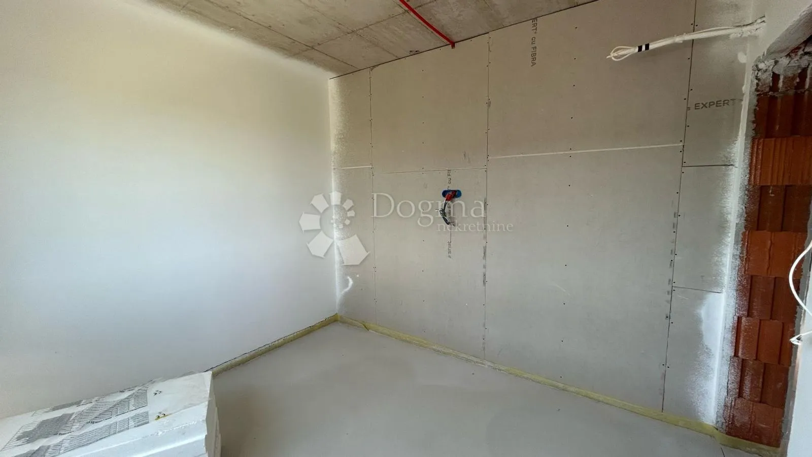penthouse s pogledom i velikom terasom – štinjan - slika 11