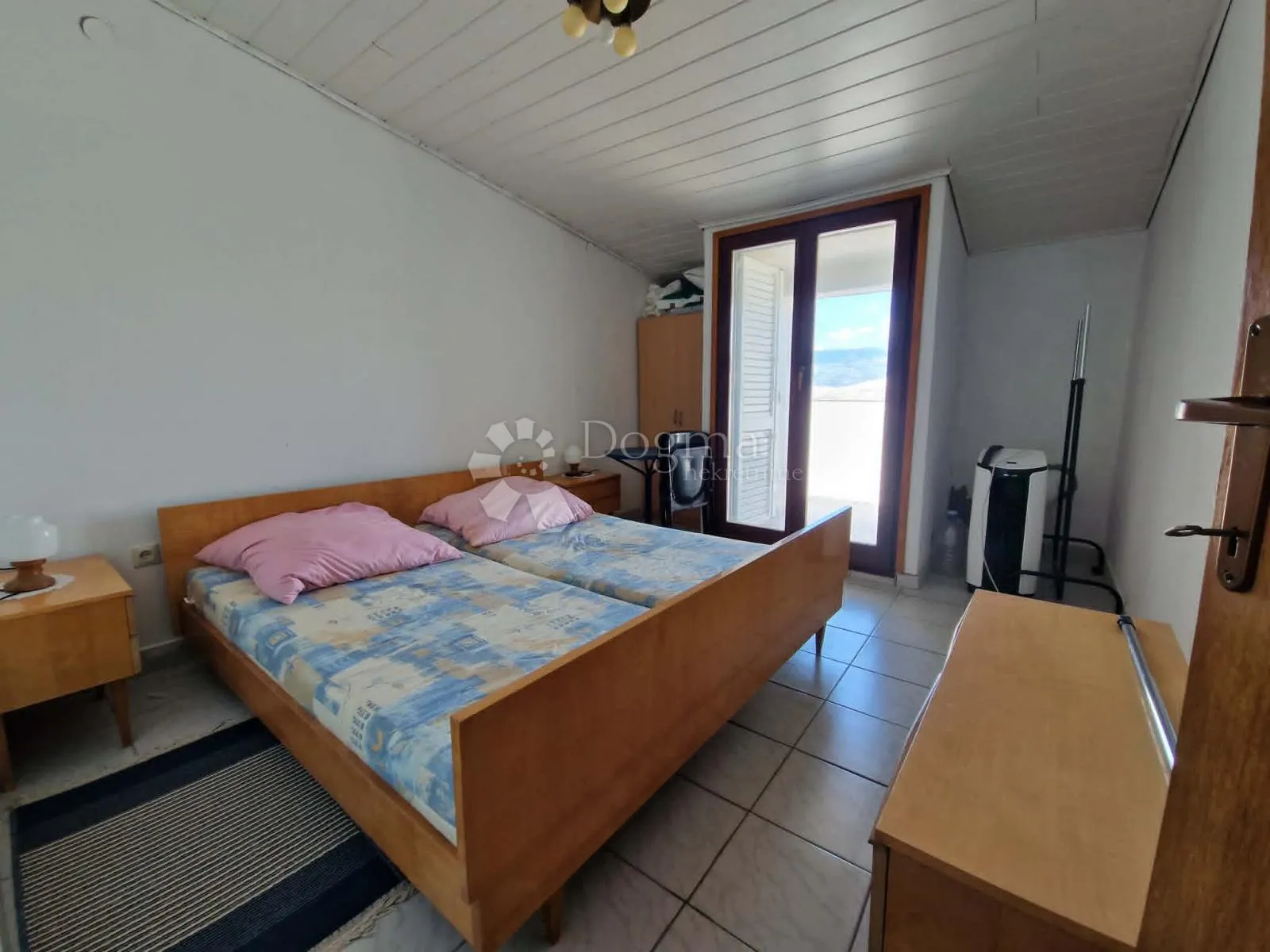 pag - kuća s 2 apartmana 282,80 m2 - 250 m od mora - slika 55
