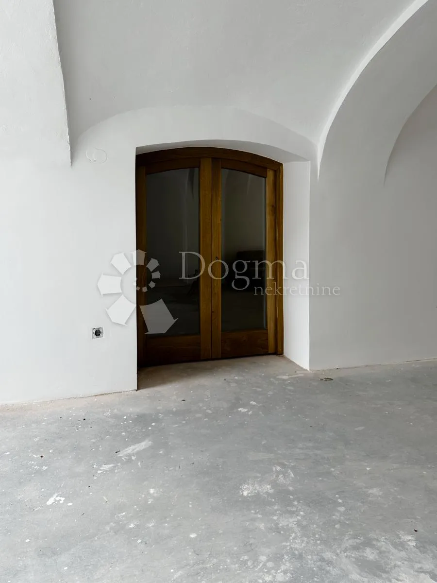 ekskluzivna kuća u centru grada – savršena za investiciju i stanovanje! - slika 27