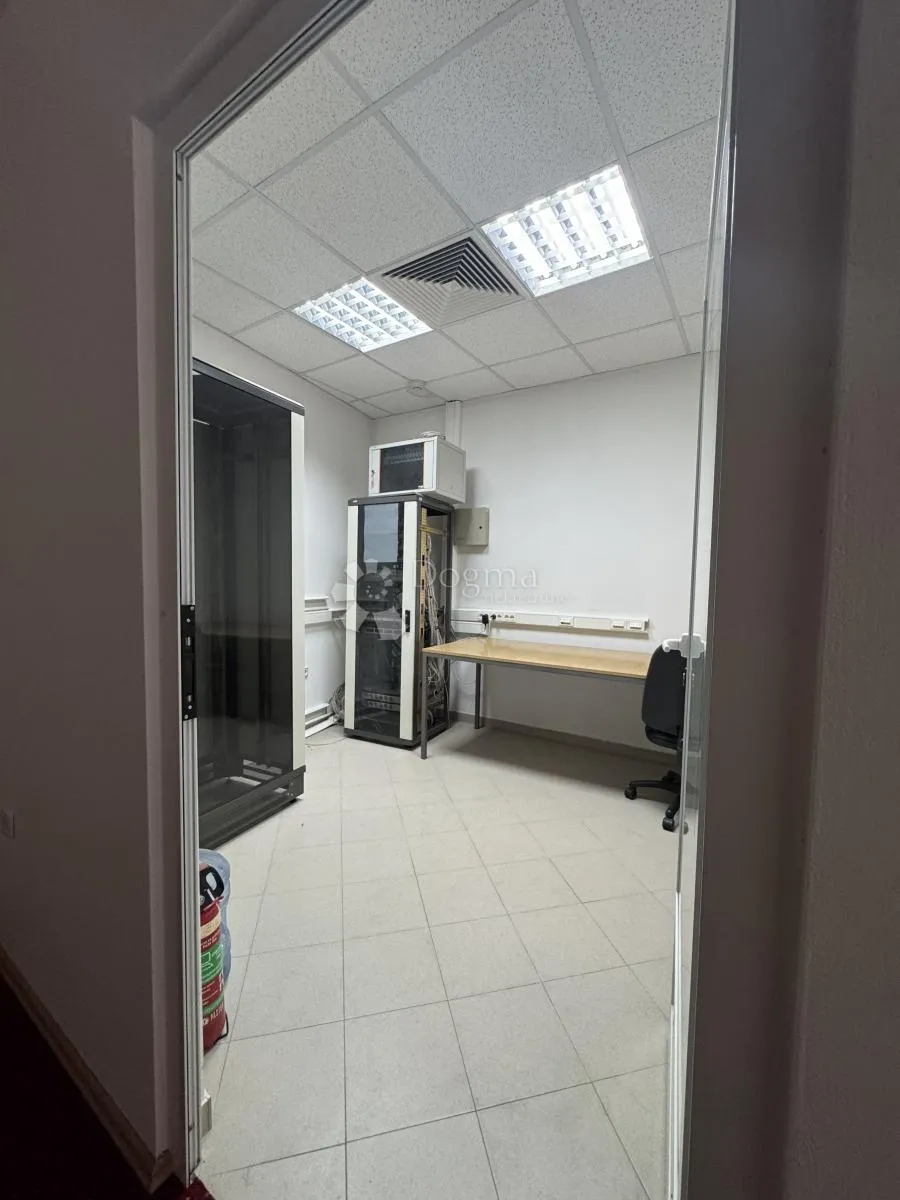 poslovni prostor za najam – rijeka, škurinje – 324 m² - slika 13