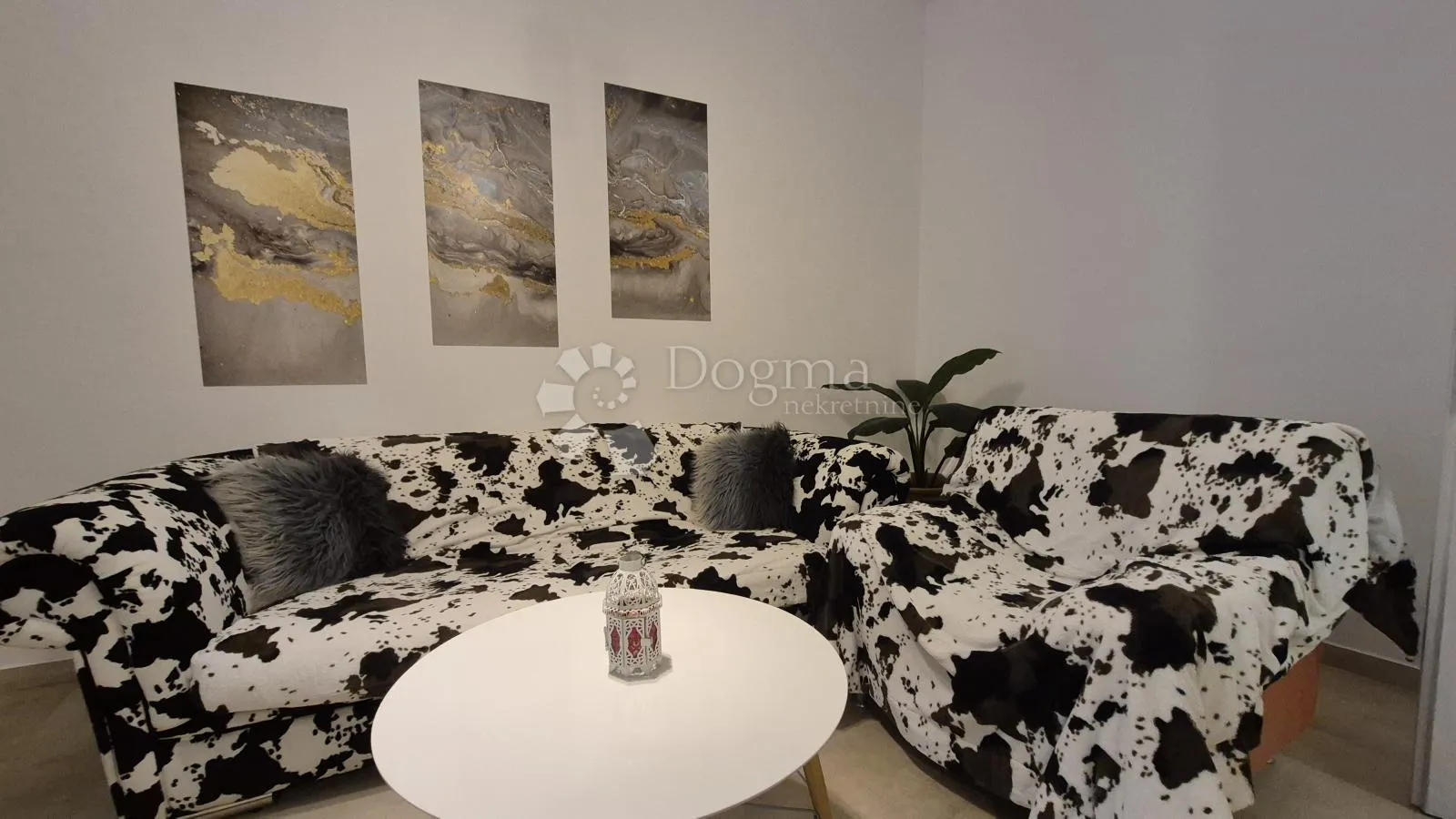stan blizu ekonomskog fakulteta u puli, površina 79,38 m2 sa uporabnom dozvolom - slika 11