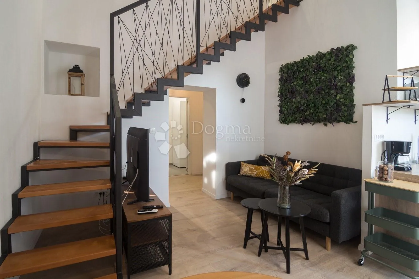 6 apartmana s bazenom u centru pule - slika 18