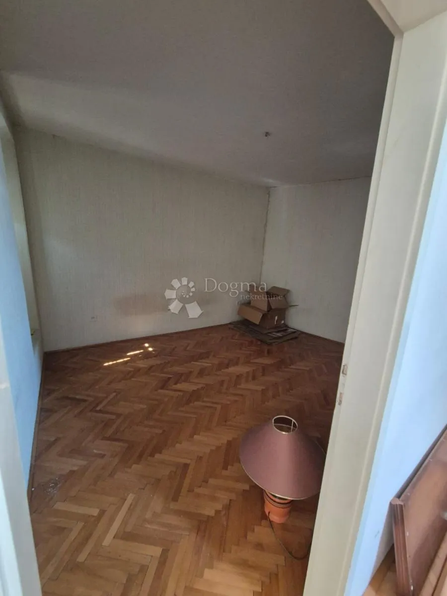 posebna kamena kuća za adaptaciju na odličnoj lokaciji 50 metara do mora - slika 29