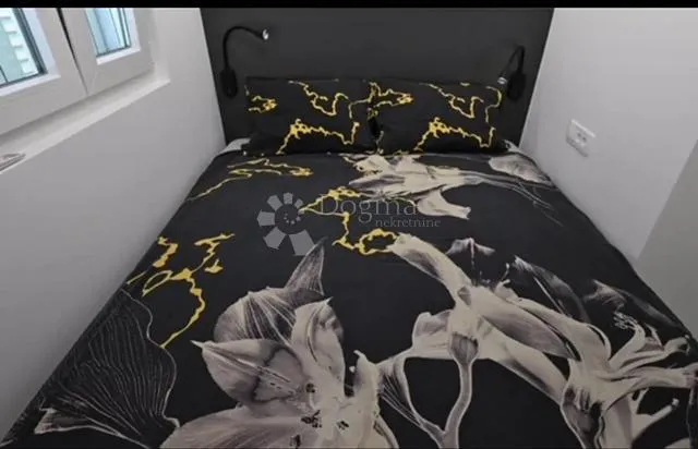 atraktivni stan sa pogledom na more na prestižnoj lokaciji - slika 11