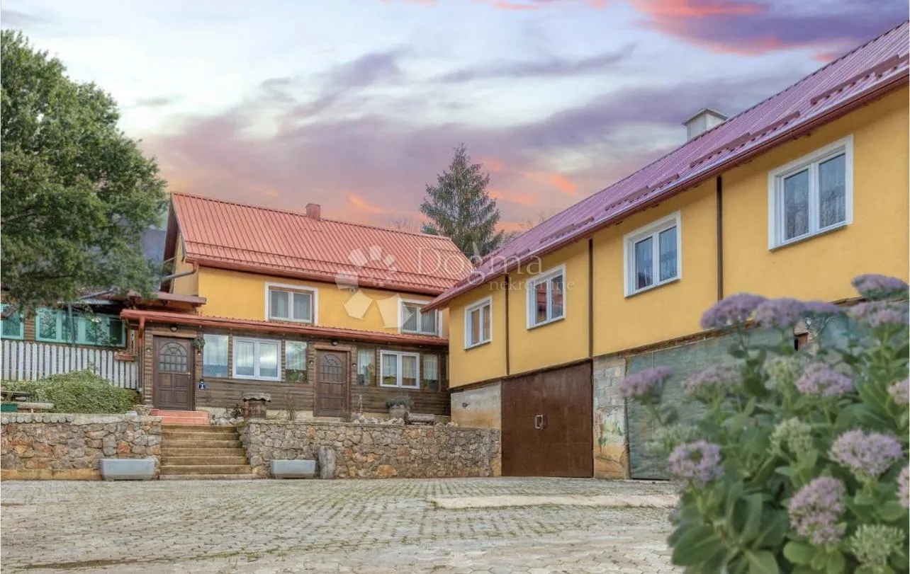 gospodarsko imanje u okolici otočca - slika 1