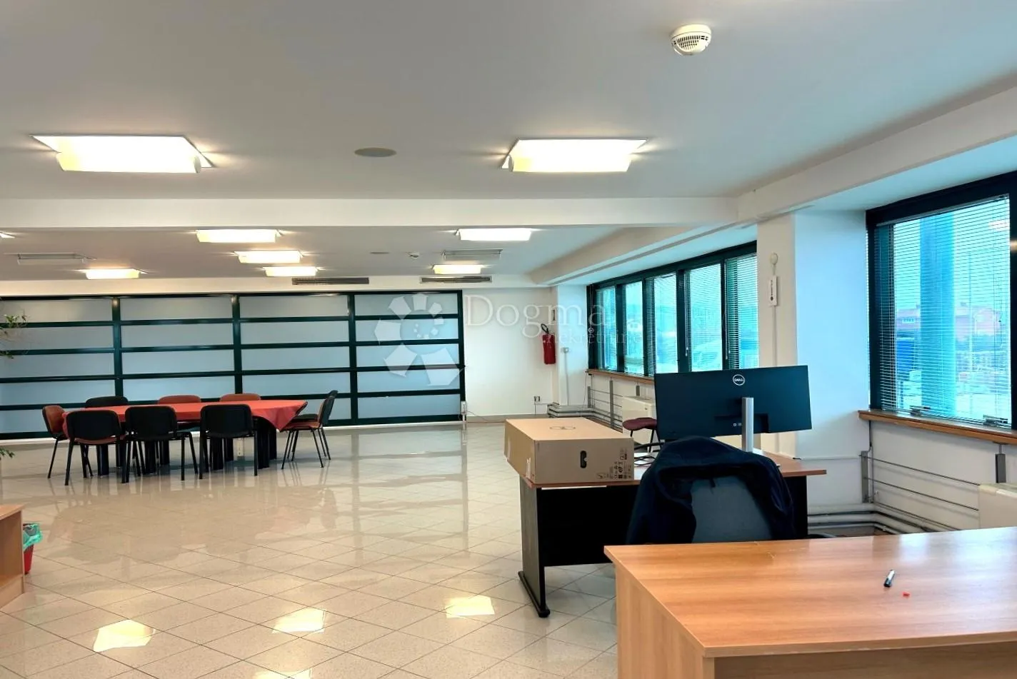 rovinj – komforan, dobro opremljen ured - slika 4