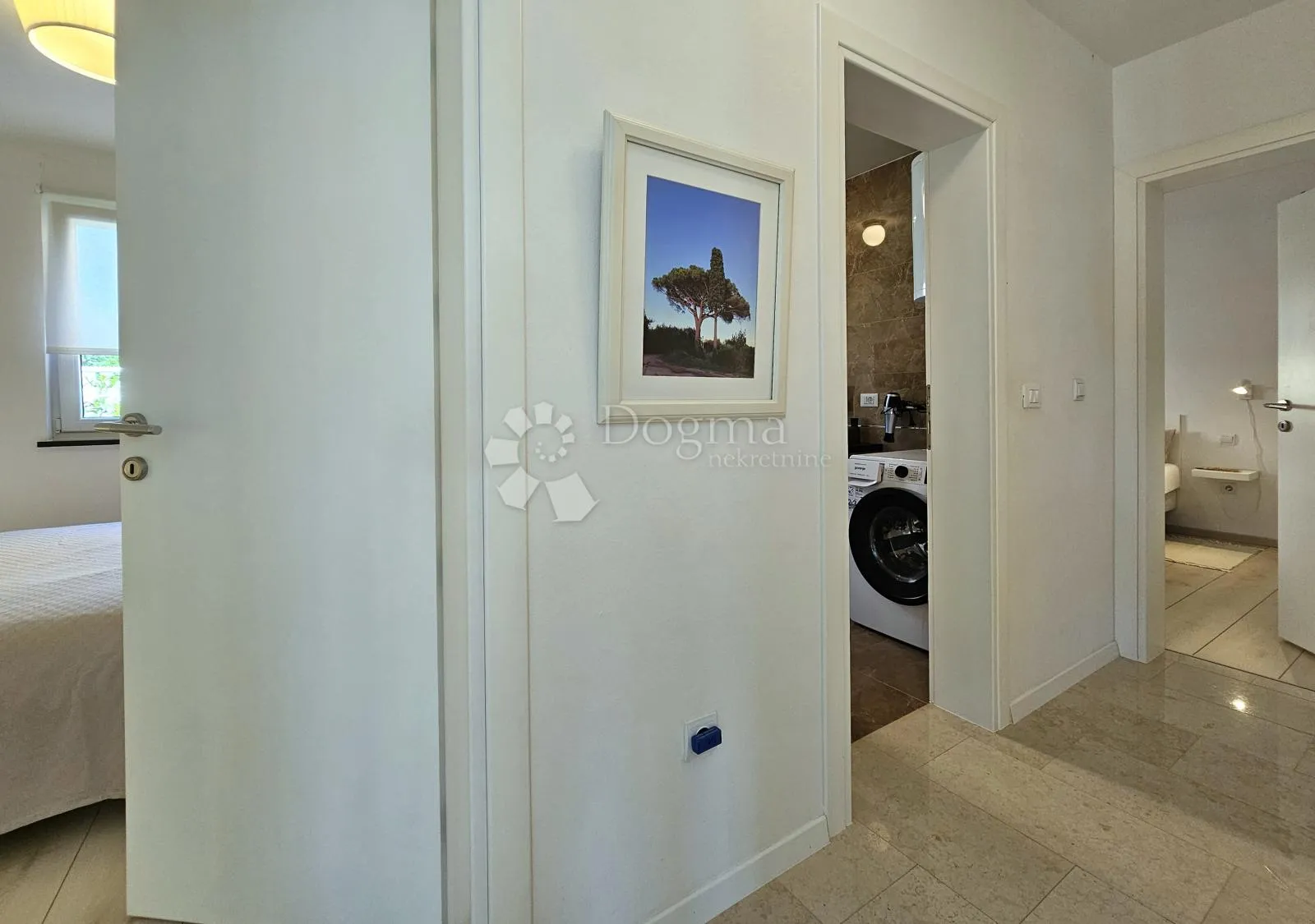 apartmanska kuća (4 jedinice) spremna za turizam - slika 14