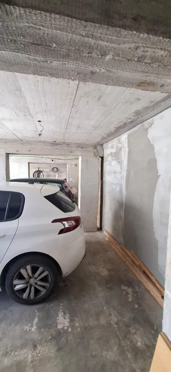 apartmanska kuća, 70m od mora, trogir - slika 6