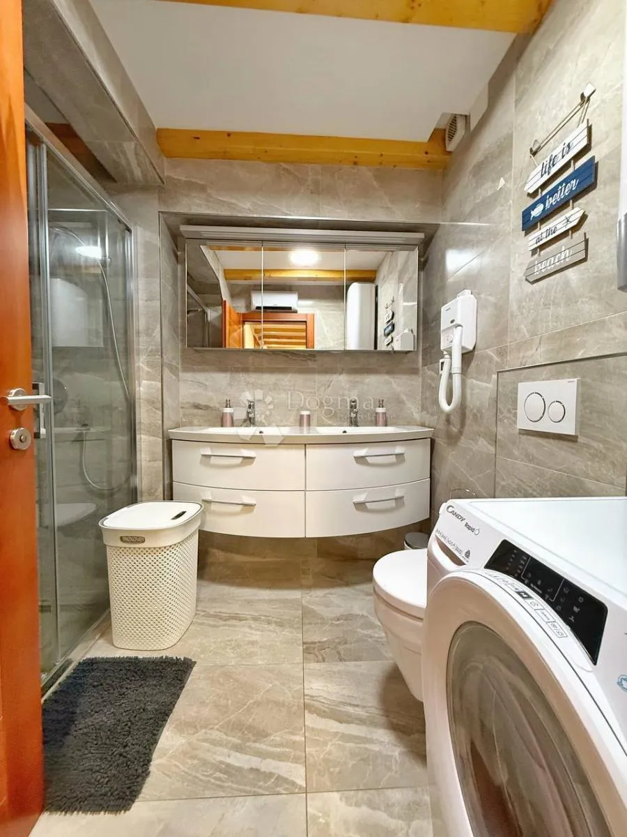 rovinj, centar - moderan dvosobni stan na 1. katu - slika 8