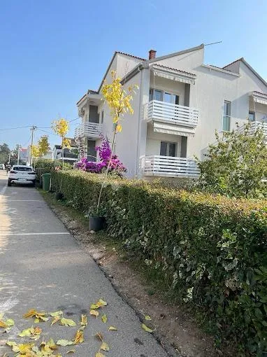 zadar, diklo - stan u prizemlju s vrtom - slika 14