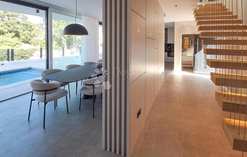 moderna villa na rovinjskoj periferiji - slika 3