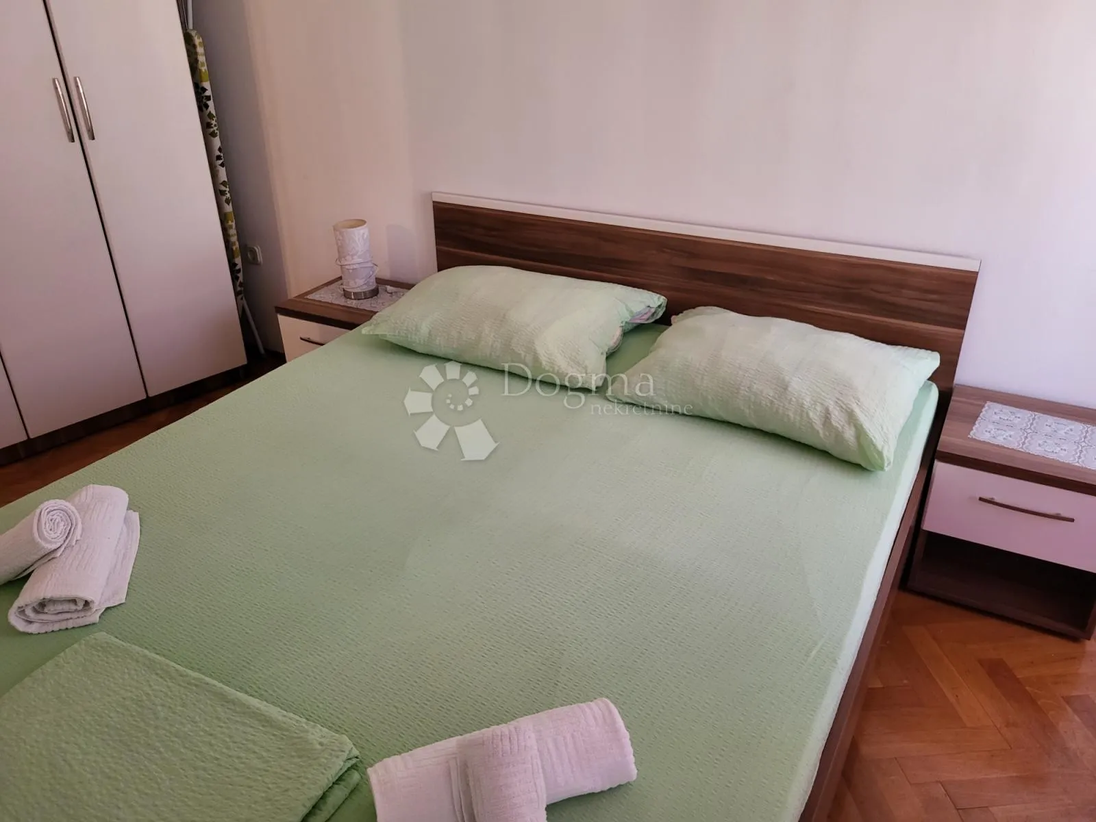 apartman blizu mora,prvi kat - slika 8