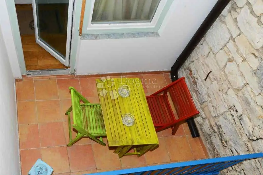 kuća s investicijskim potencijalom – 200 m od mora, centar poreč - slika 39