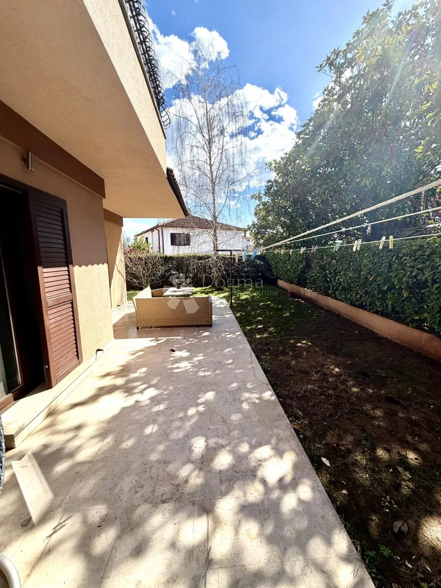 predivna kuća sa 4 stambene jedinice - rovinj - slika 19