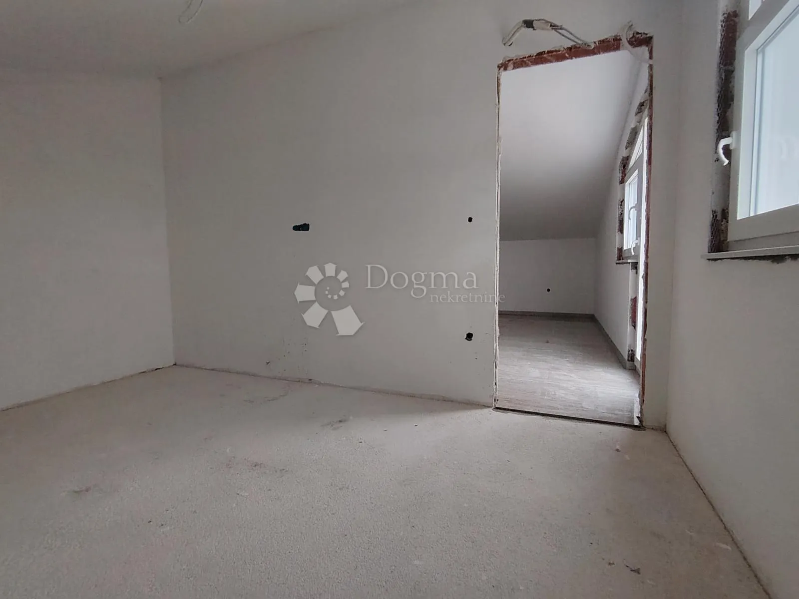 obitejski apartman - novogradnja - slika 14