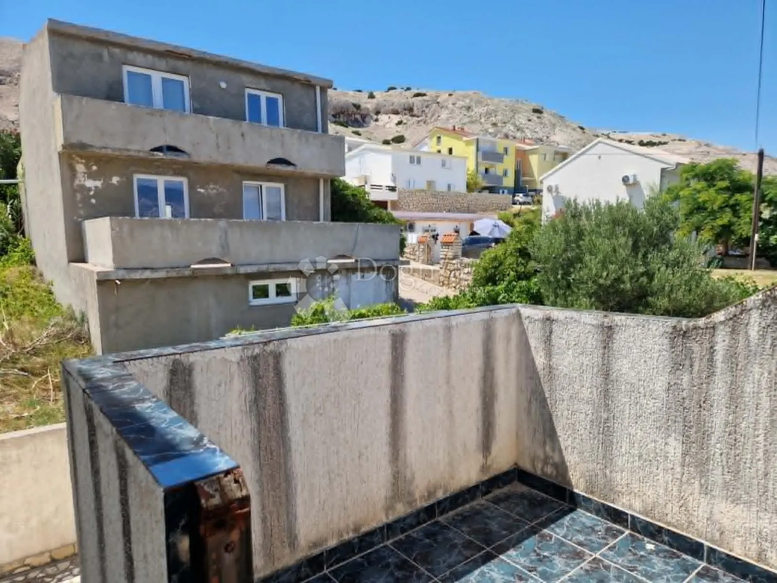 pag - kuća s 2 apartmana 282,80 m2 - 250 m od mora - slika 60