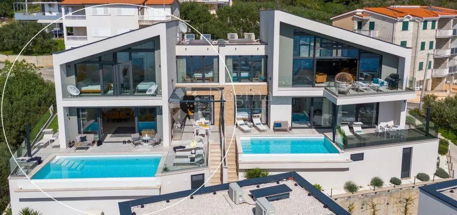 ekskluzivna smart home vila u blizini splita – spoj modernog luksuza, vrhunske tehnologije i investicijskog potencijala, s bazenom, terasom i spektakularnim pogledom na otoke. - slika 23
