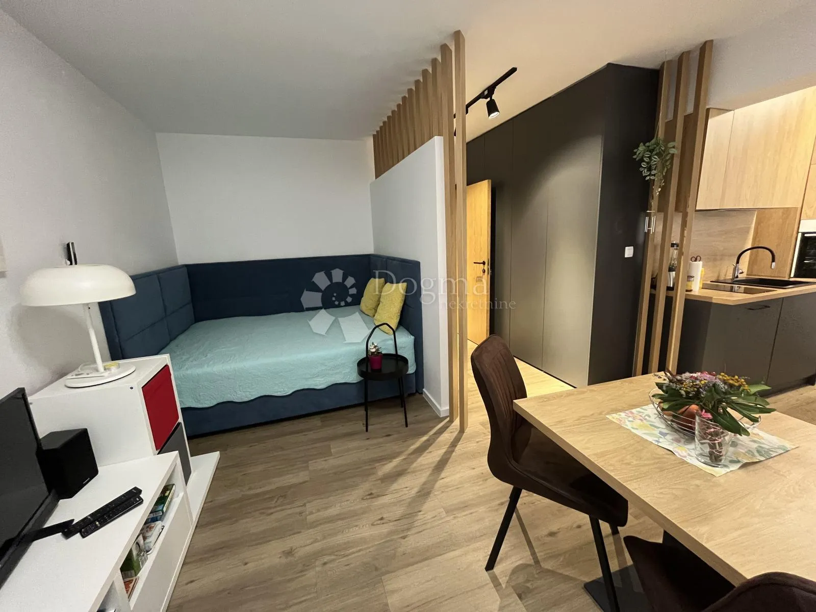 crikvenica dva apartmana - slika 28