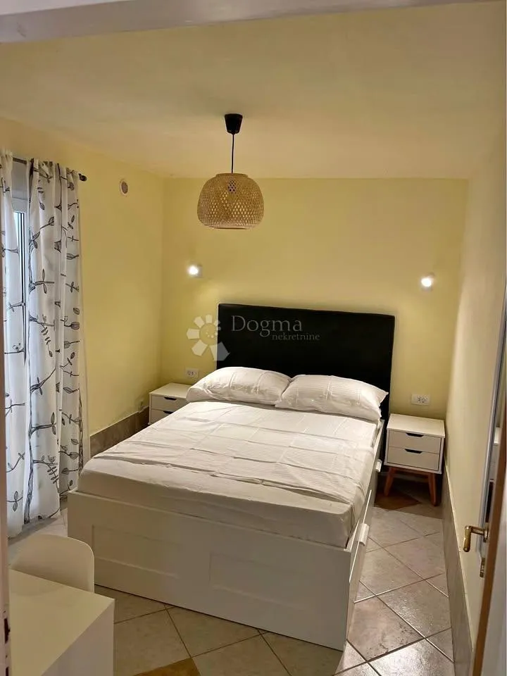 vir - plaža, 4 apartmana, + zemljište uključeno u cijenu - slika 6