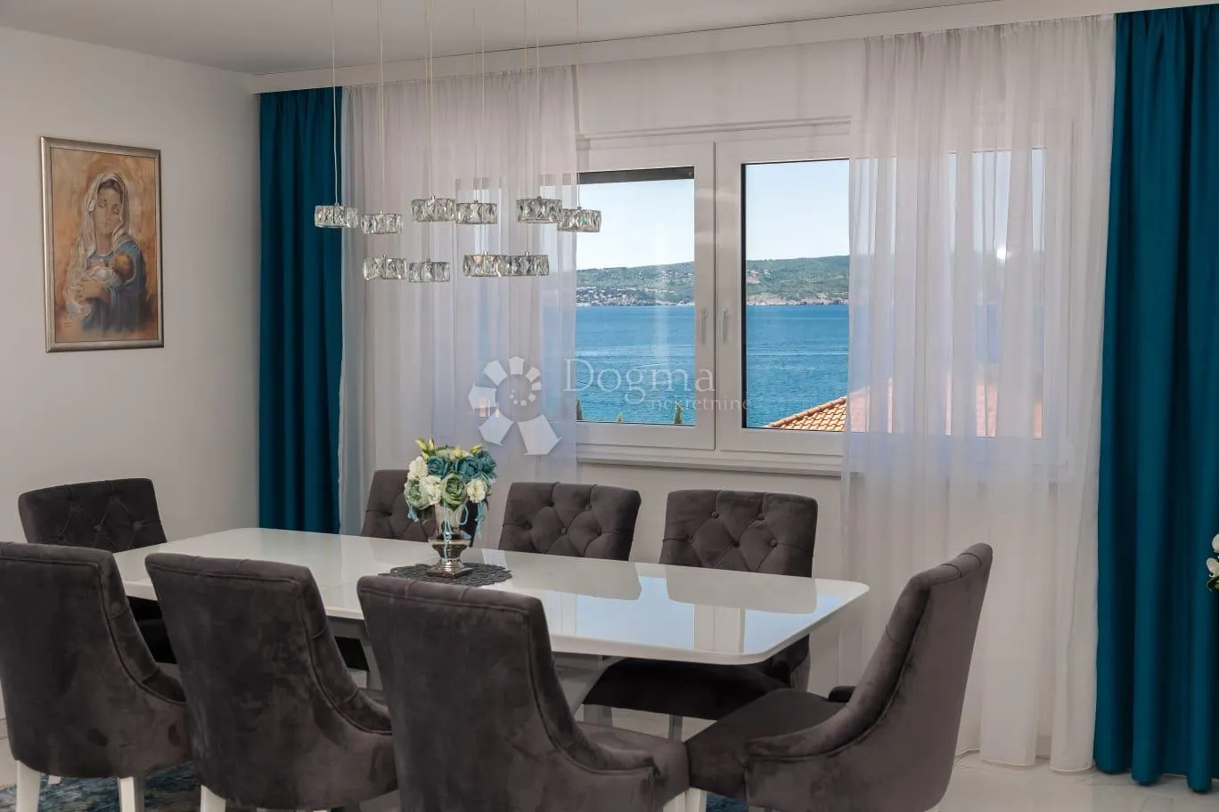 luksuzna novogradnja crikvenica 30m od mora - slika 15