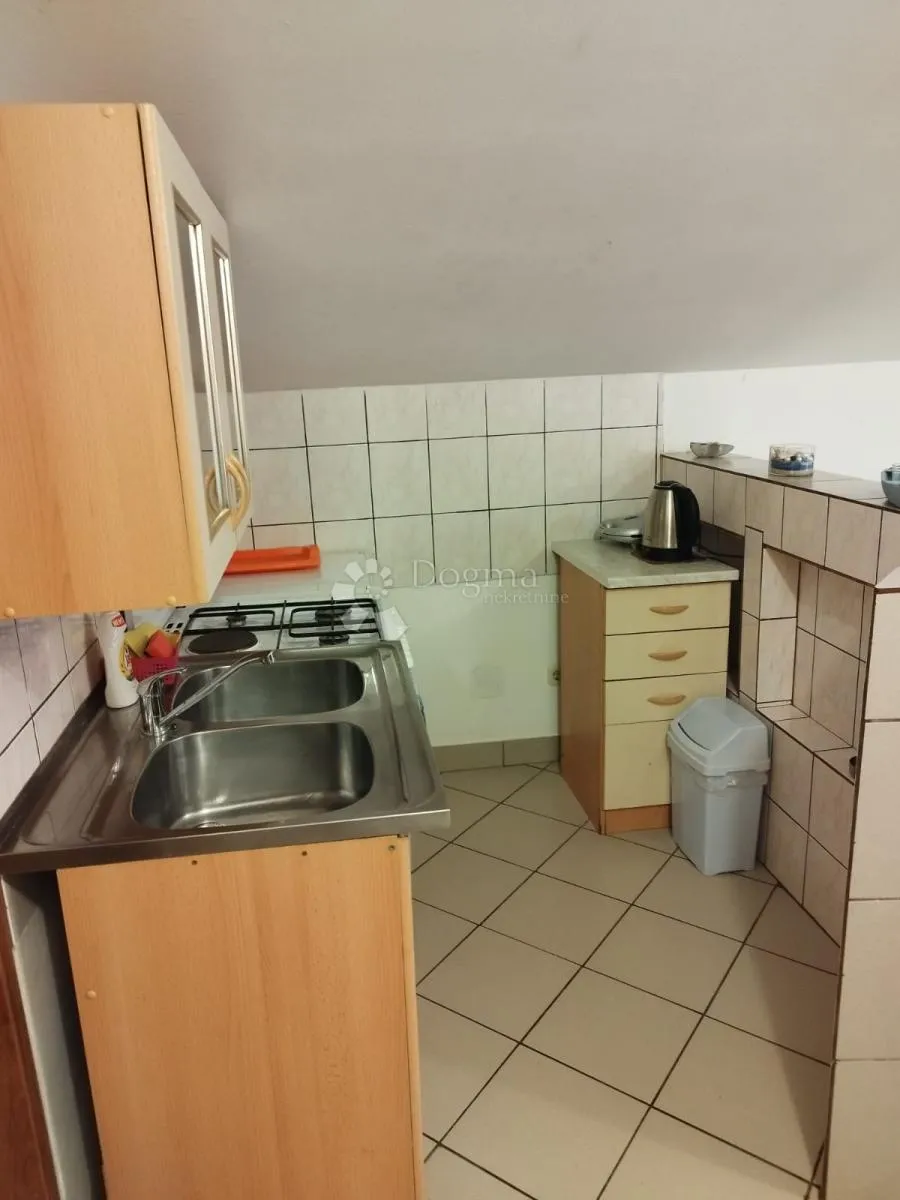 studio apartman 50 m od mora top lokacija - slika 5