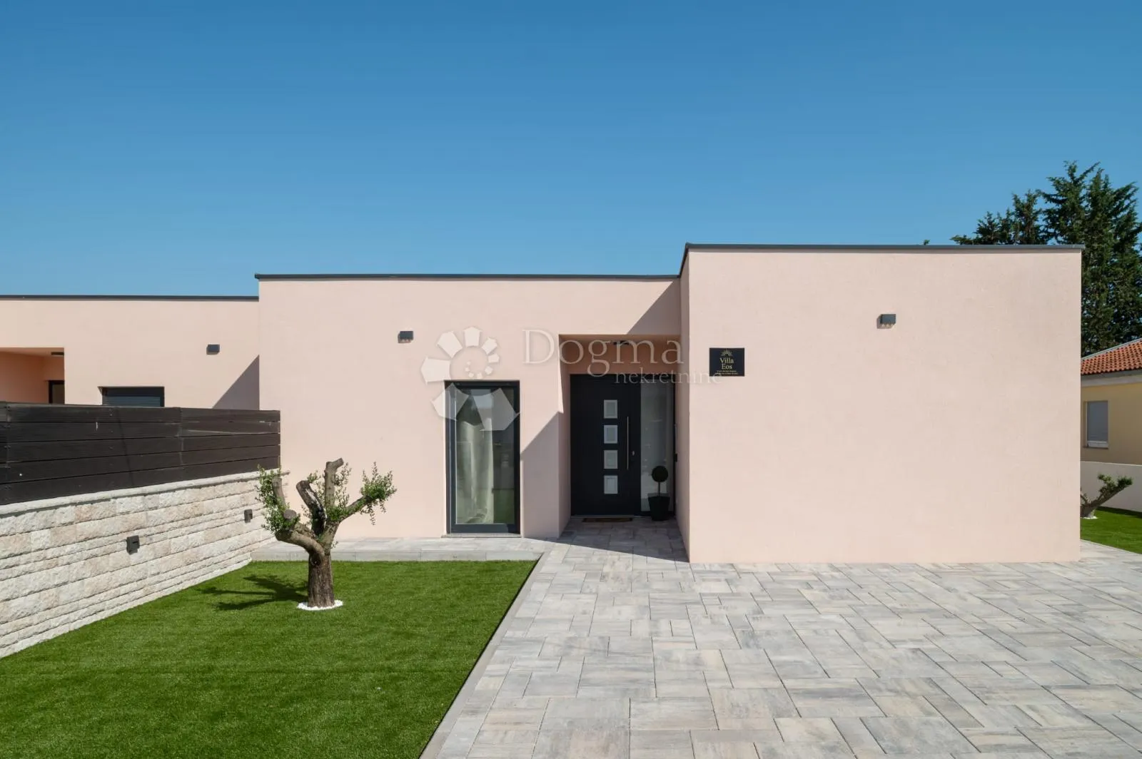 poljica brig - villa s bazenom, novogradnja - slika 8