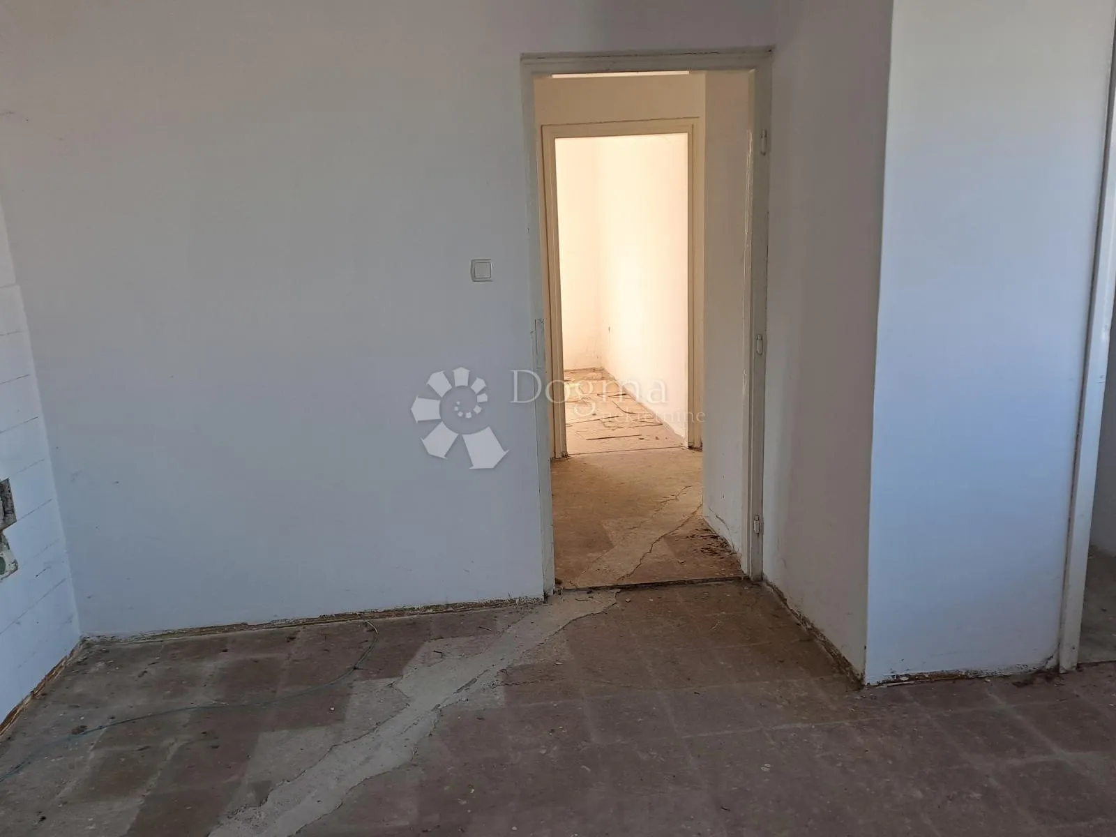sisak - uredna dokumentacija, za adaptaciju, odlična lokacija - slika 10