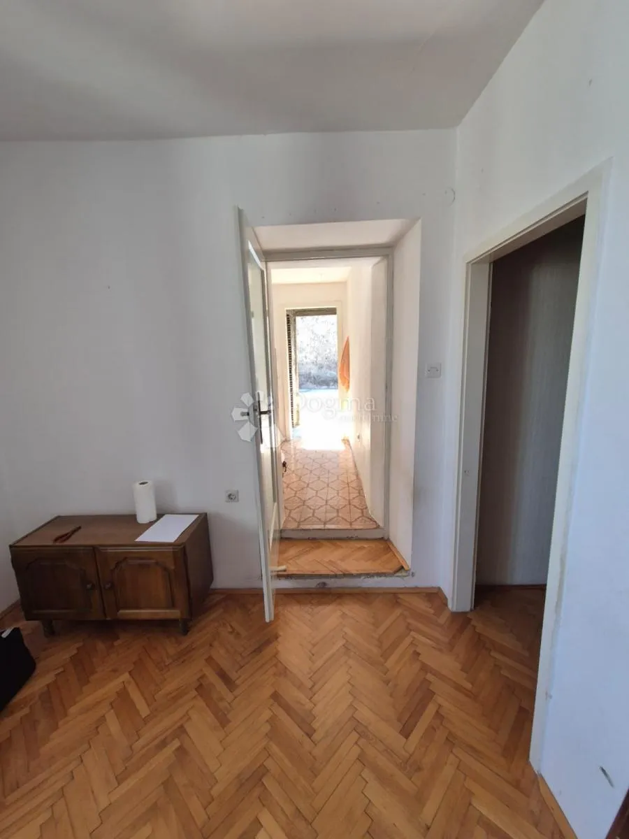 posebna kamena kuća za adaptaciju na odličnoj lokaciji 50 metara do mora - slika 28