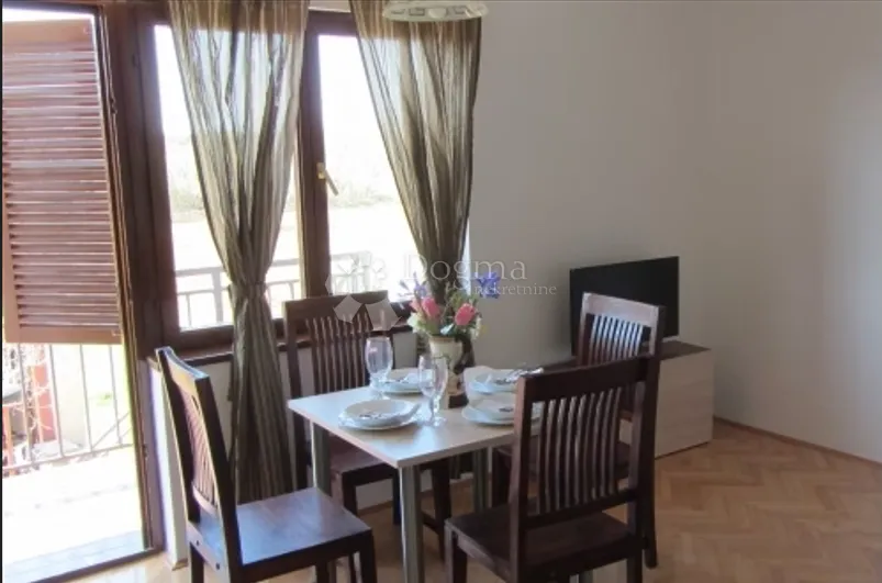 četiri apartmana - 200m od mora - slika 15