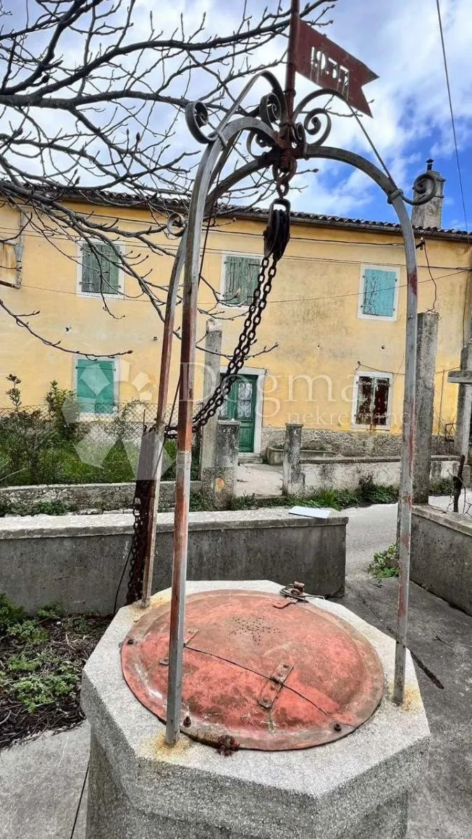 lijepa dvojna kuća za renovaciju s pogledom na more, okolica labina - slika 24