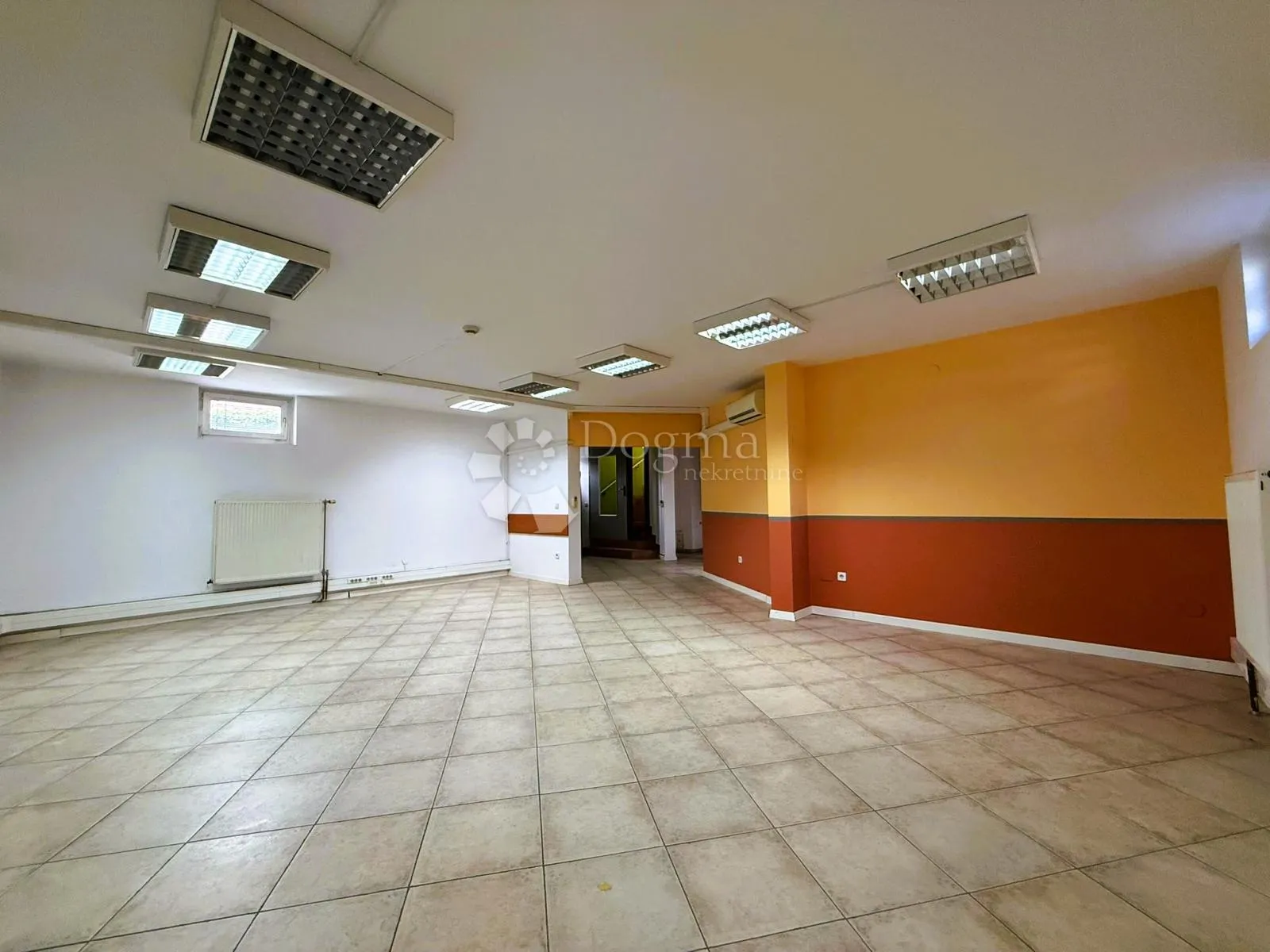 poslovni prostor 93 m² za ordinaciju ili ured - slika 4