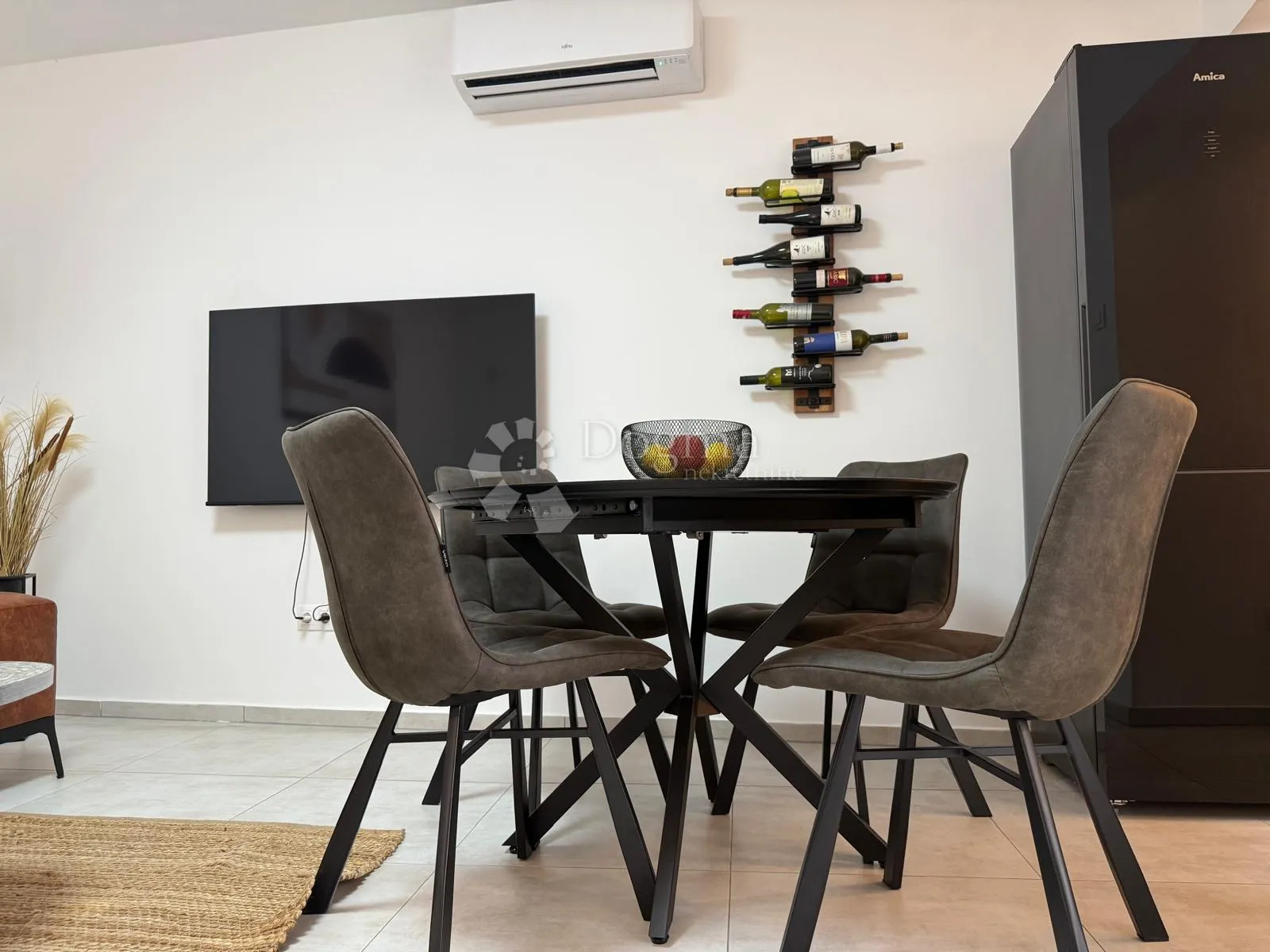 dva luksuzno renovirana apartmana rustikalnog šarma – vrhunska investicija u srcu pule - slika 22