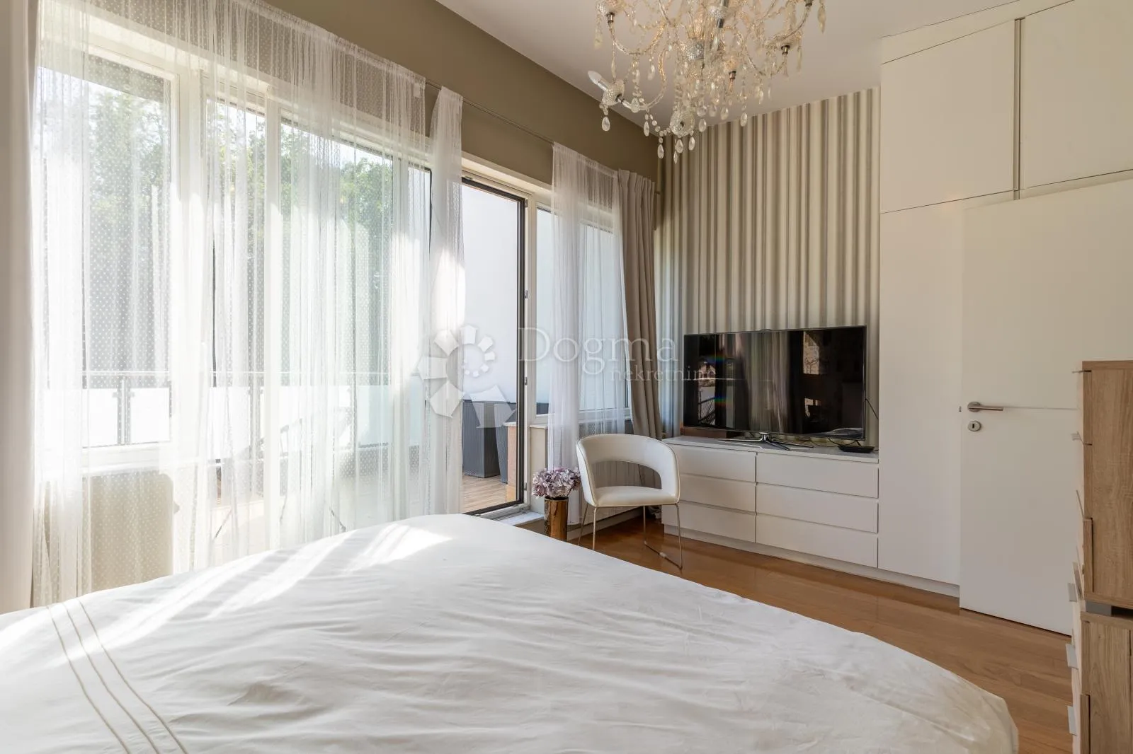 top penthouse pun svjetla - 2 terase - 2 balkona - 2 parkinga - slika 19
