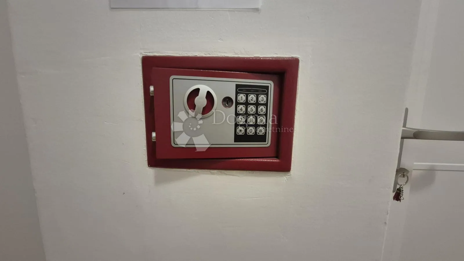 stan blizu ekonomskog fakulteta u puli, površina 79,38 m2 sa uporabnom dozvolom - slika 49