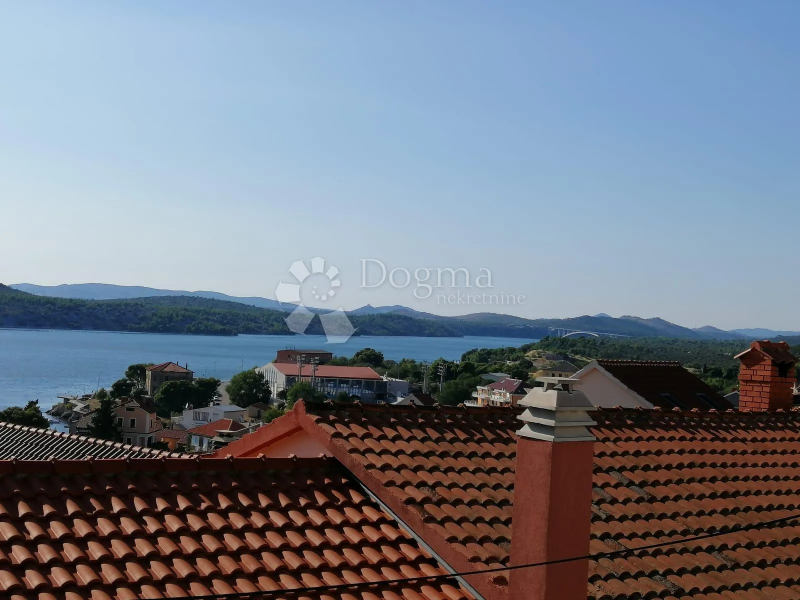 šibenik, stan u centru sa pogledom na more - slika 9