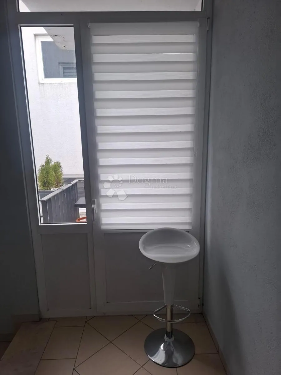 biograd na moru – stan s tri spavaće sobe, blizina plaže, 1. kat - slika 26