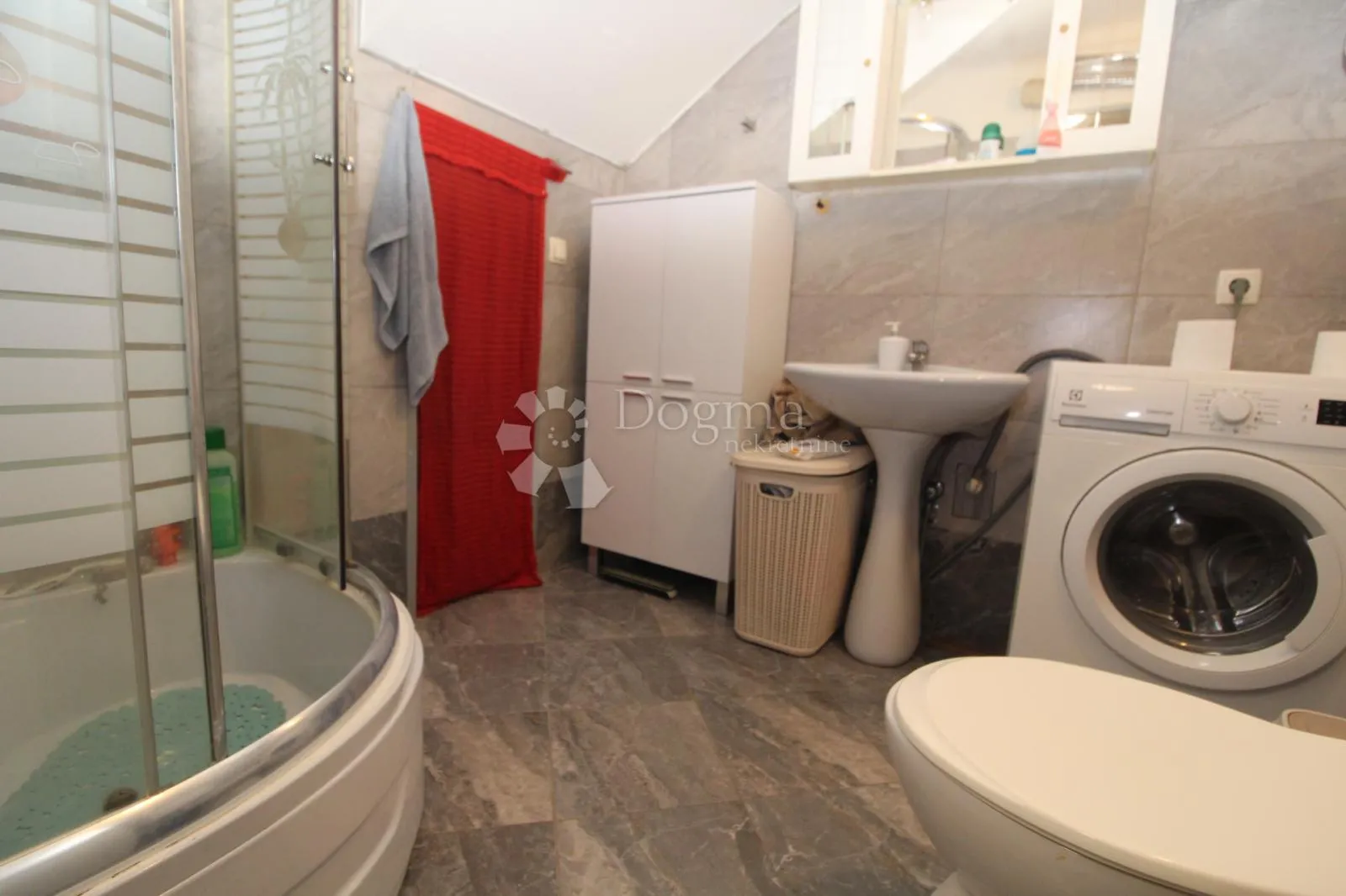 grobnik lukeži dvojna kuća 90m2 - slika 13