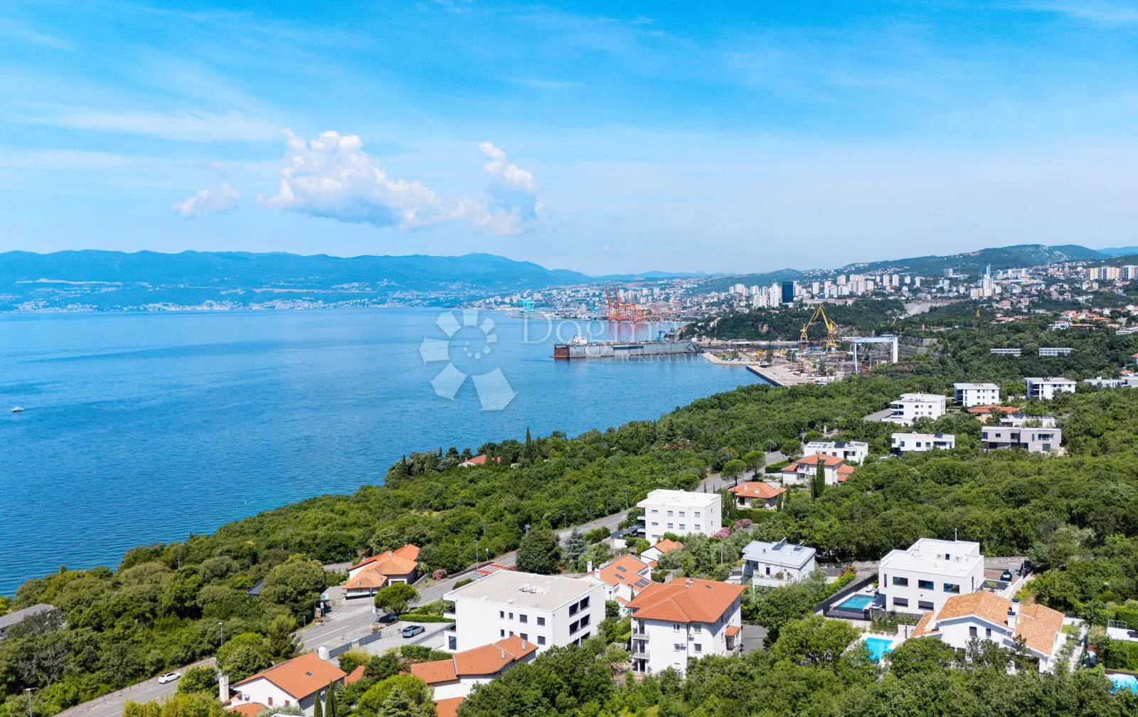 luksuzna nekretnina - slika 51