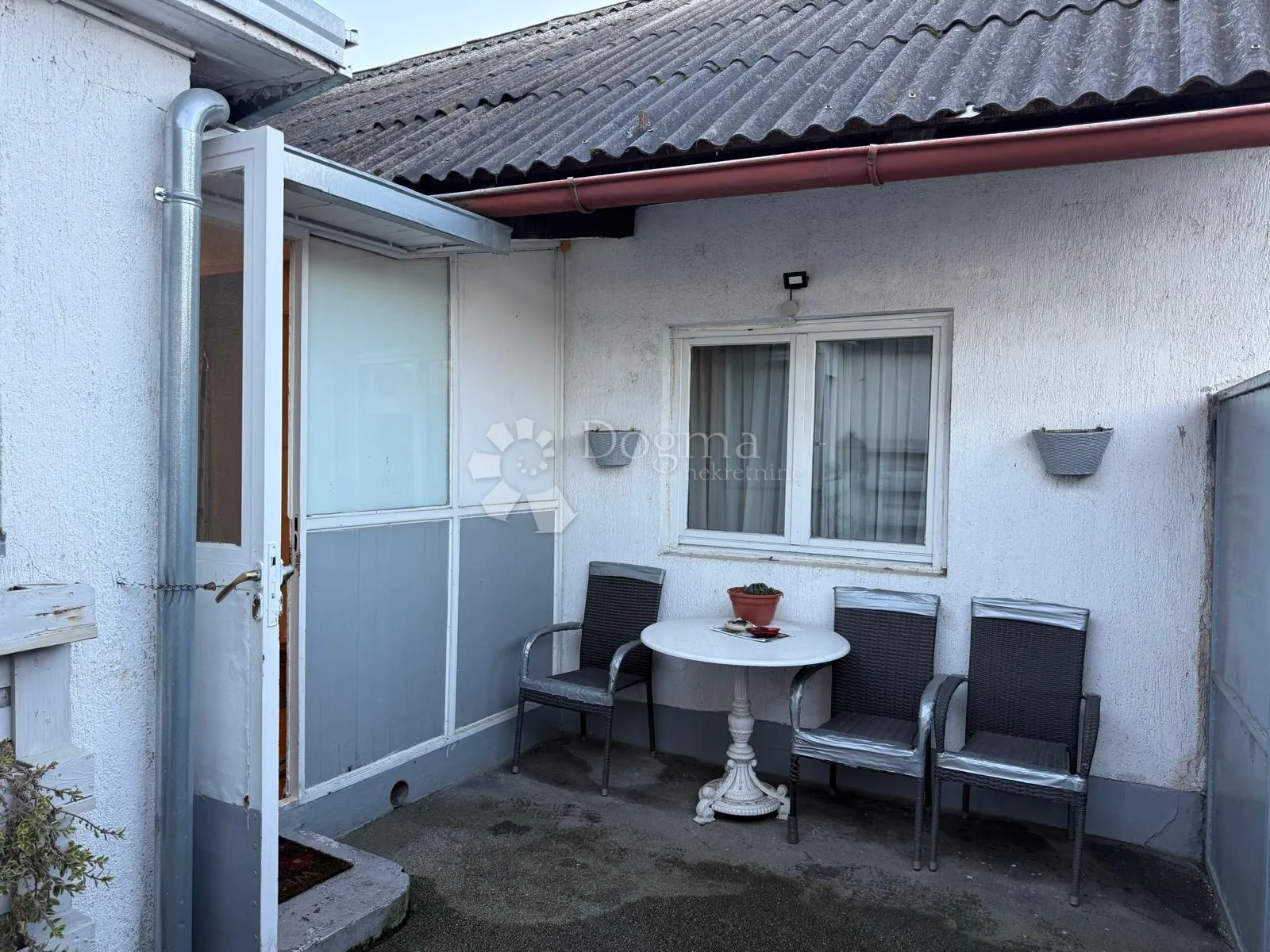 nekretnina za adaptaciju ili novu gradnju - slika 2